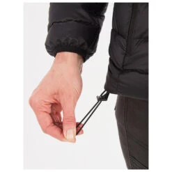 Marmot Women's Highlander Hoody - Donsjack 15 Marmot Women's Highlander Hoody - Donsjack -Winterkleding Winkel marmot womens highlander hoody donsjack detail 8